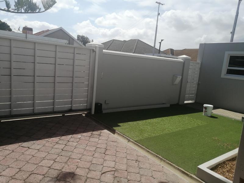 To Let 3 Bedroom Property for Rent in Plumstead Western Cape